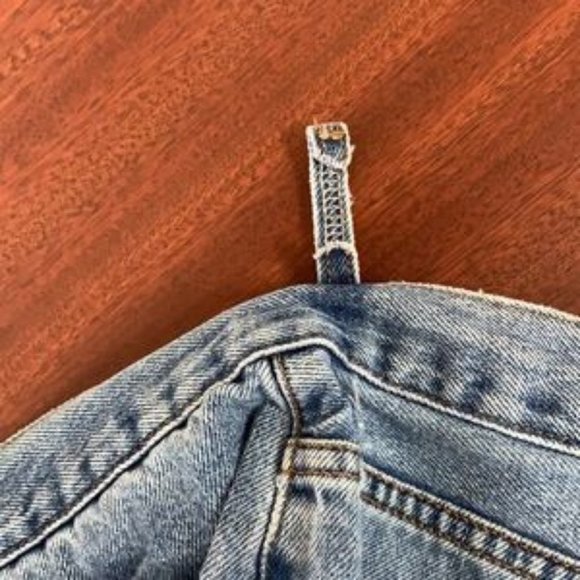 Vintage men’s 560 Levi’s mom jeans - Picture 7 of 10